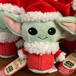 NWT Hallmark itty bittys® Baby Yoda The Child Season's Greetings Grogu™ Plush